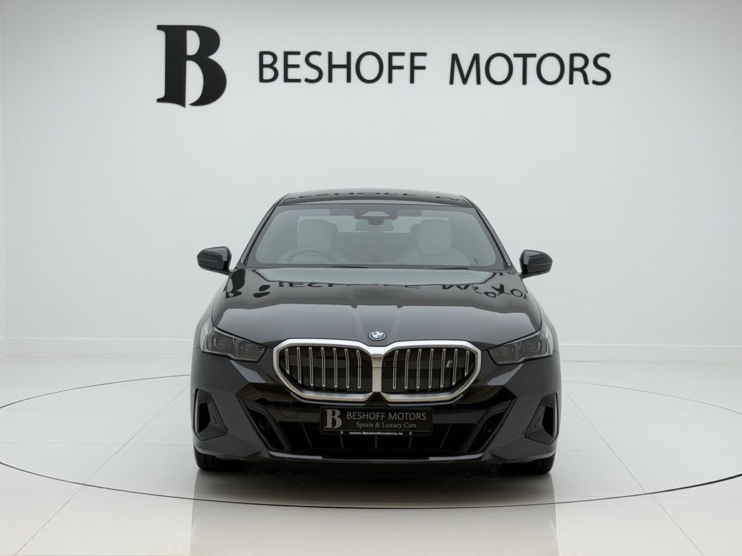 2024 BMW i5