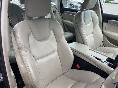 2017 Volvo S90