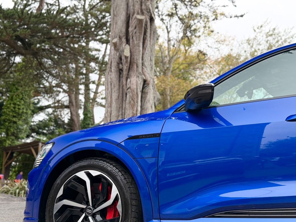 2023 Audi Q8 e-tron