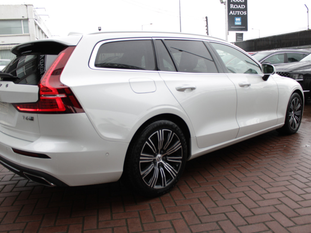 2020 Volvo V60
