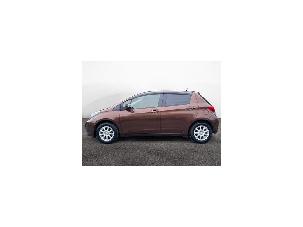 2015 Toyota Vitz