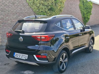 2020 MG ZS