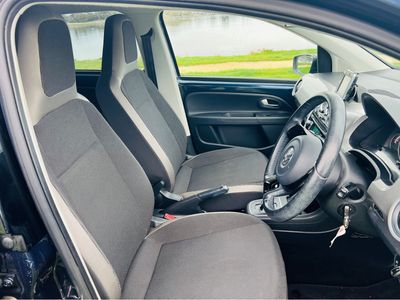 2014 Volkswagen up!