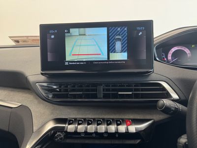 2024 Peugeot 5008