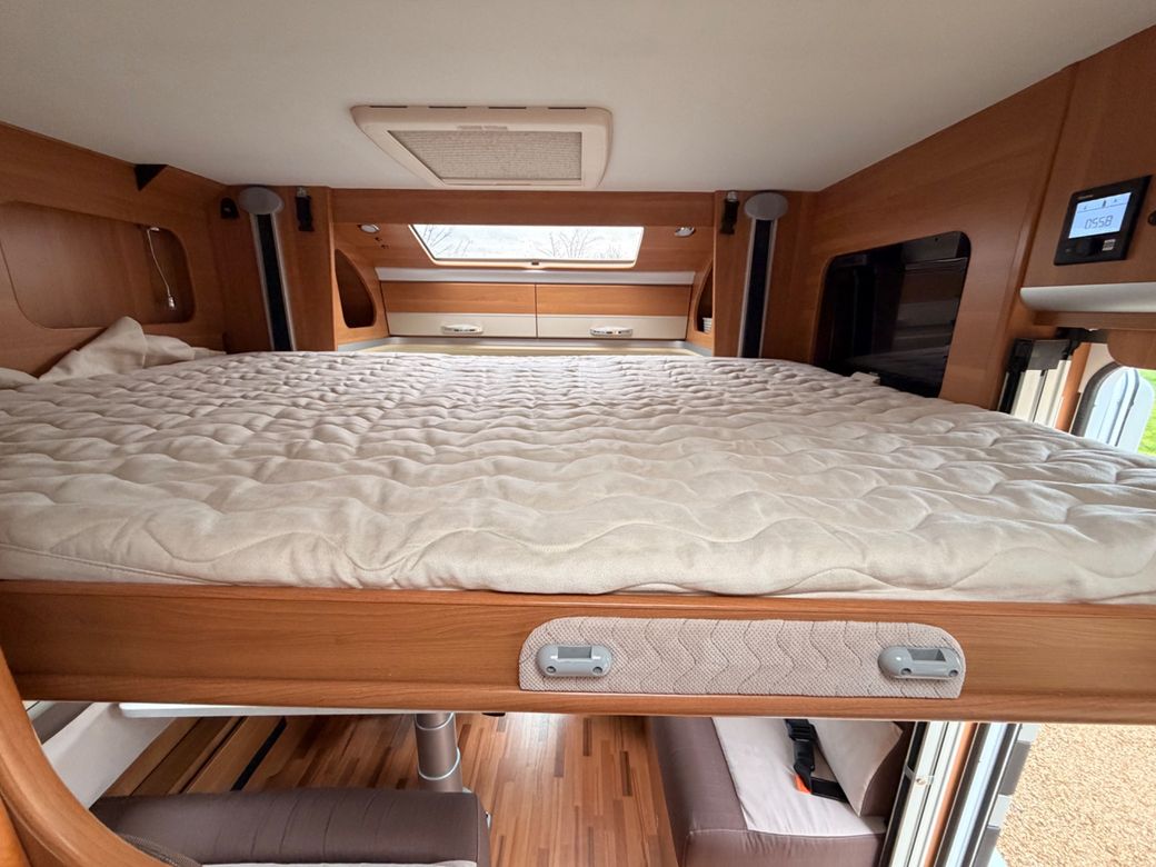 2016 LAIKA ECOVIP 309 LOW PROFILE R.H.D