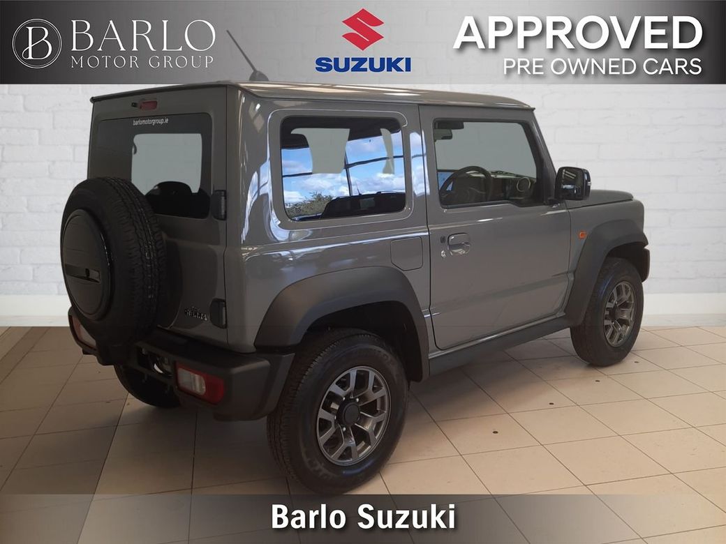 2025 Suzuki Jimny