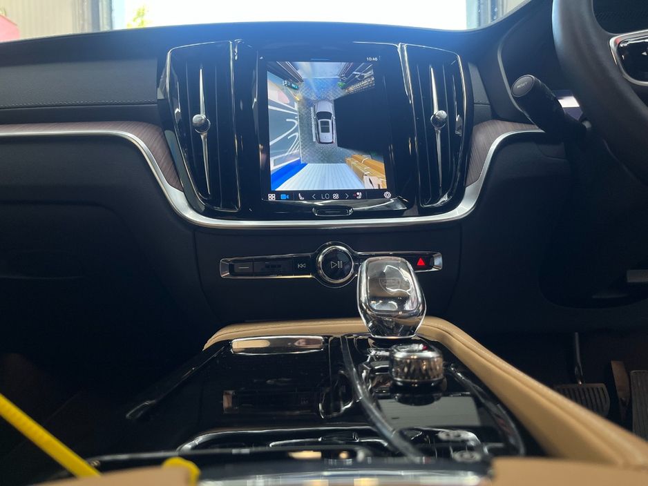 2024 Volvo V60