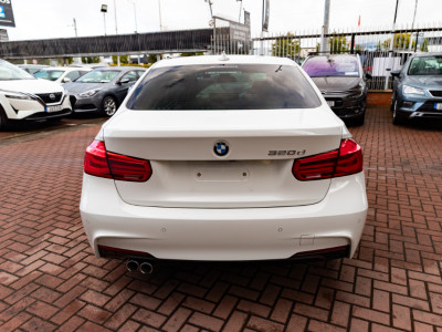 2018 BMW 3 Series