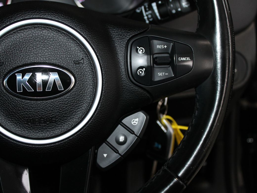 2019 Kia Carens