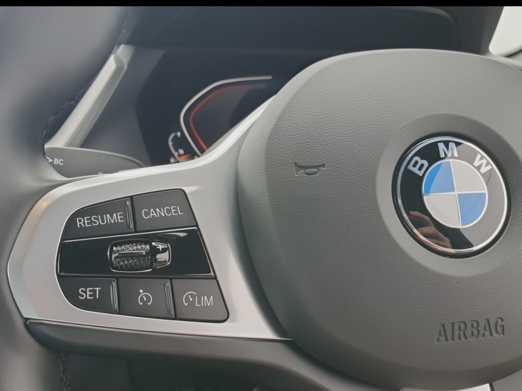 2024 BMW 218