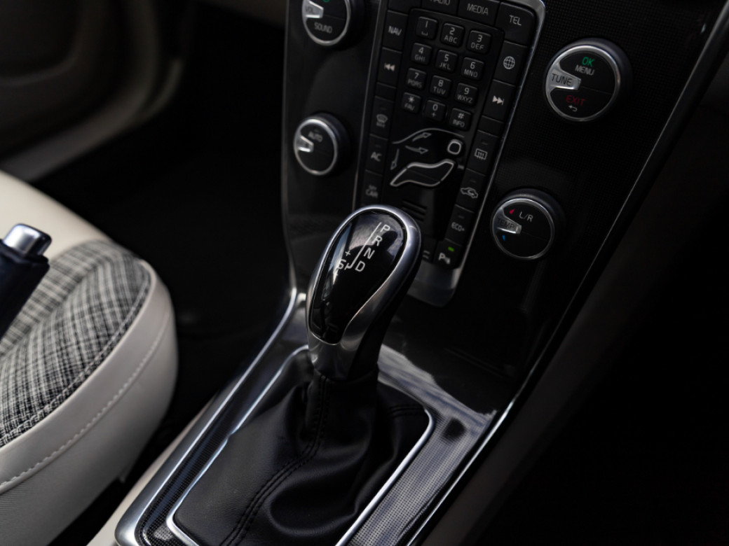 2016 Volvo V40
