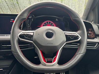 2023 Volkswagen Golf