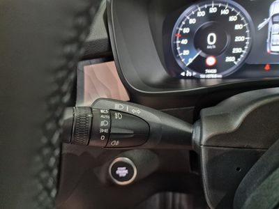 2023 Volvo XC40