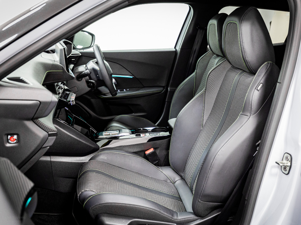 2025 Peugeot 2008