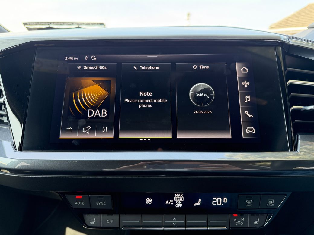2022 Audi Q4