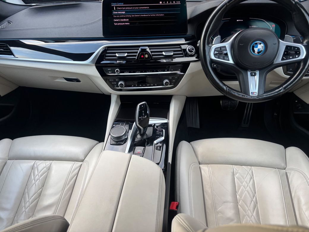 2022 BMW 5 Series