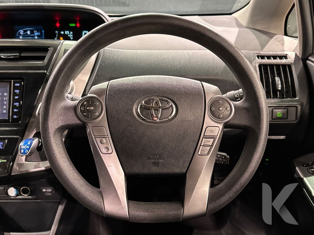 2020 Toyota Prius Alpha