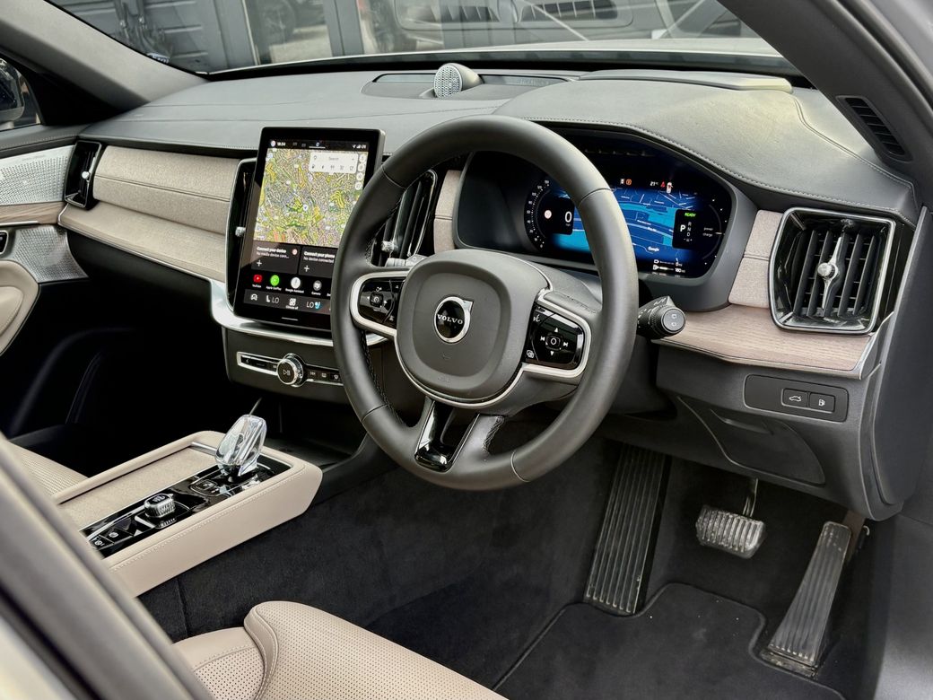 2025 Volvo XC90