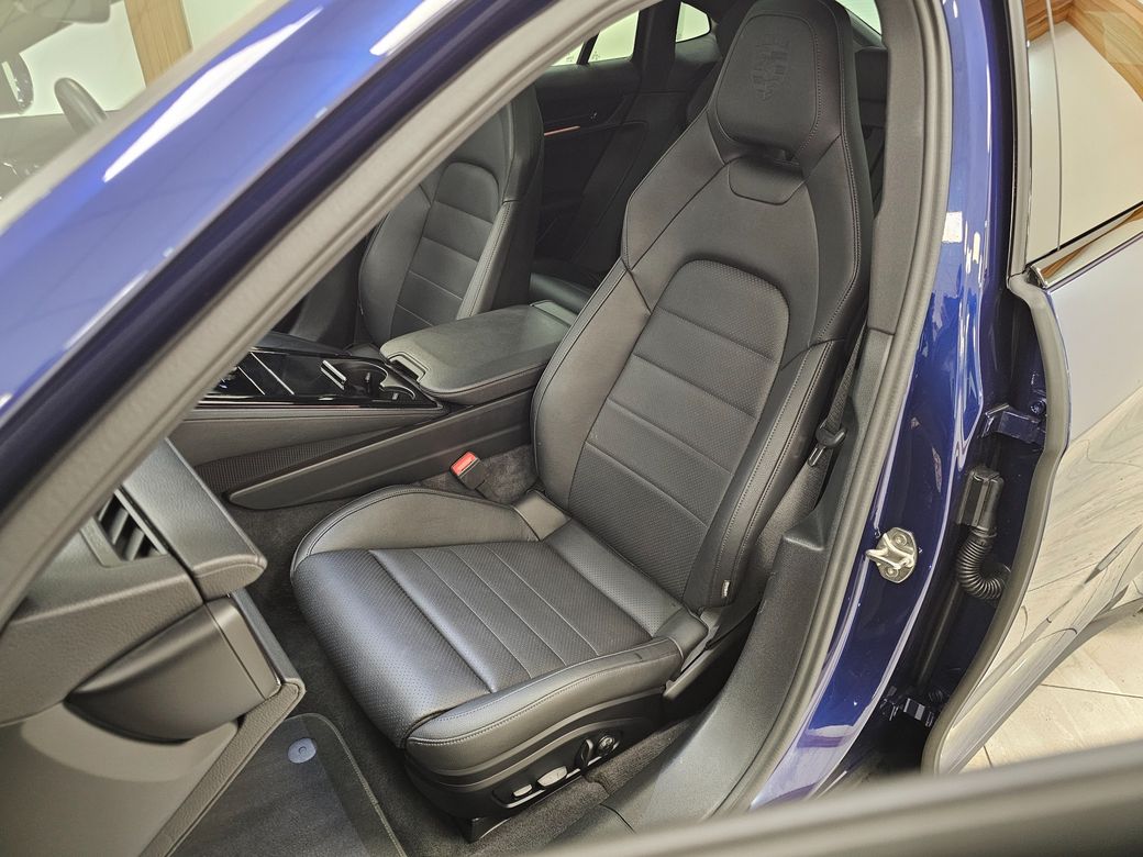 2025 Porsche Panamera