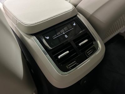 2023 Volvo XC90