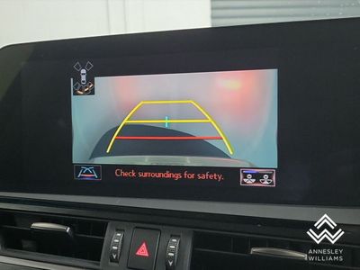 2022 Lexus ES 300h