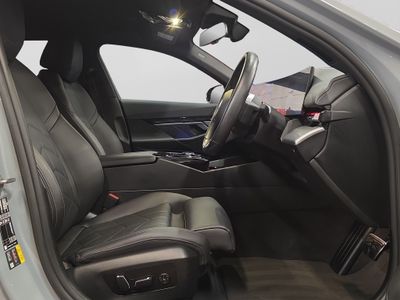 2024 BMW i5