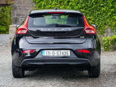 2017 Volvo V40