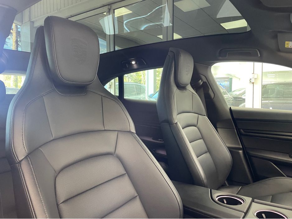 2023 Porsche Taycan