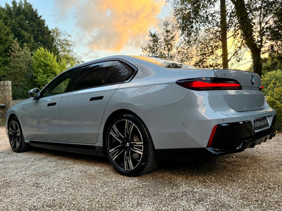 2024 BMW i7
