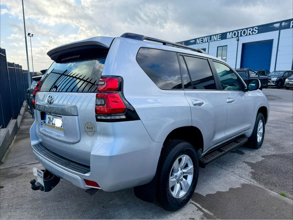 2021 Toyota Landcruiser