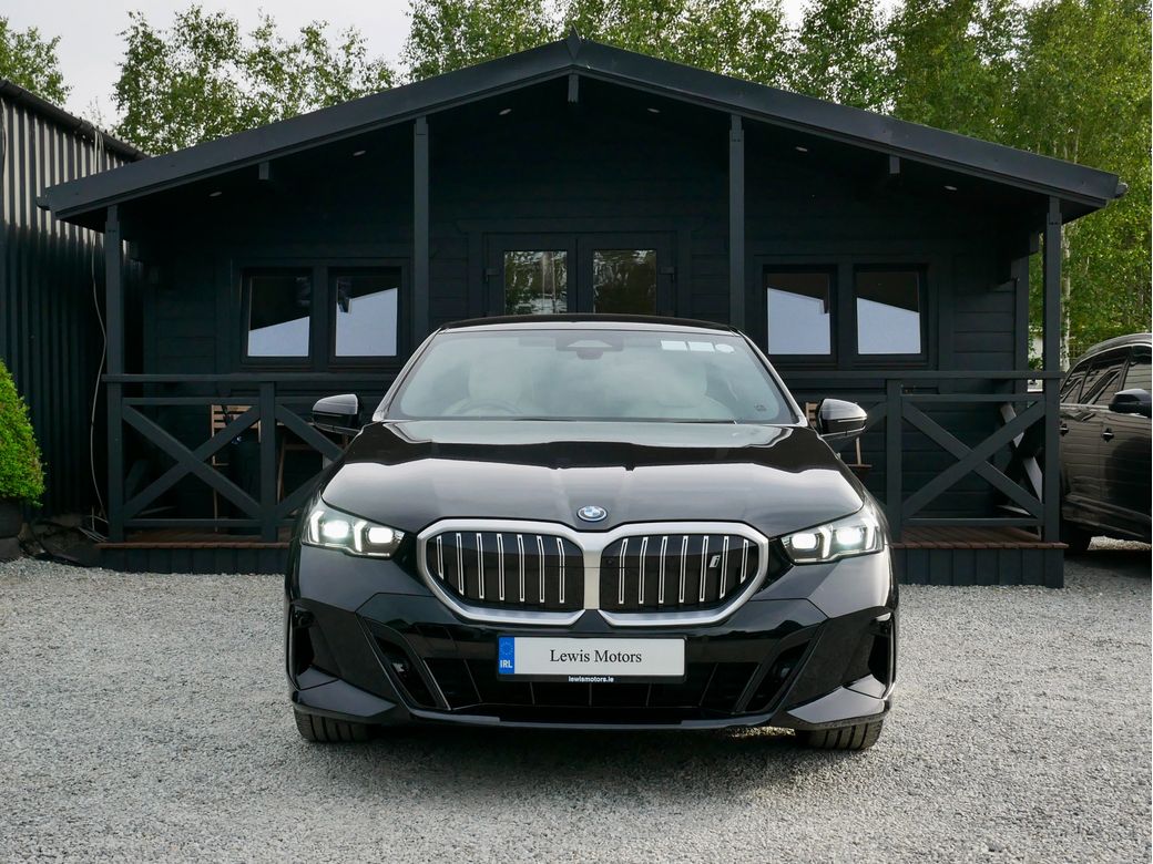 2024 BMW i5
