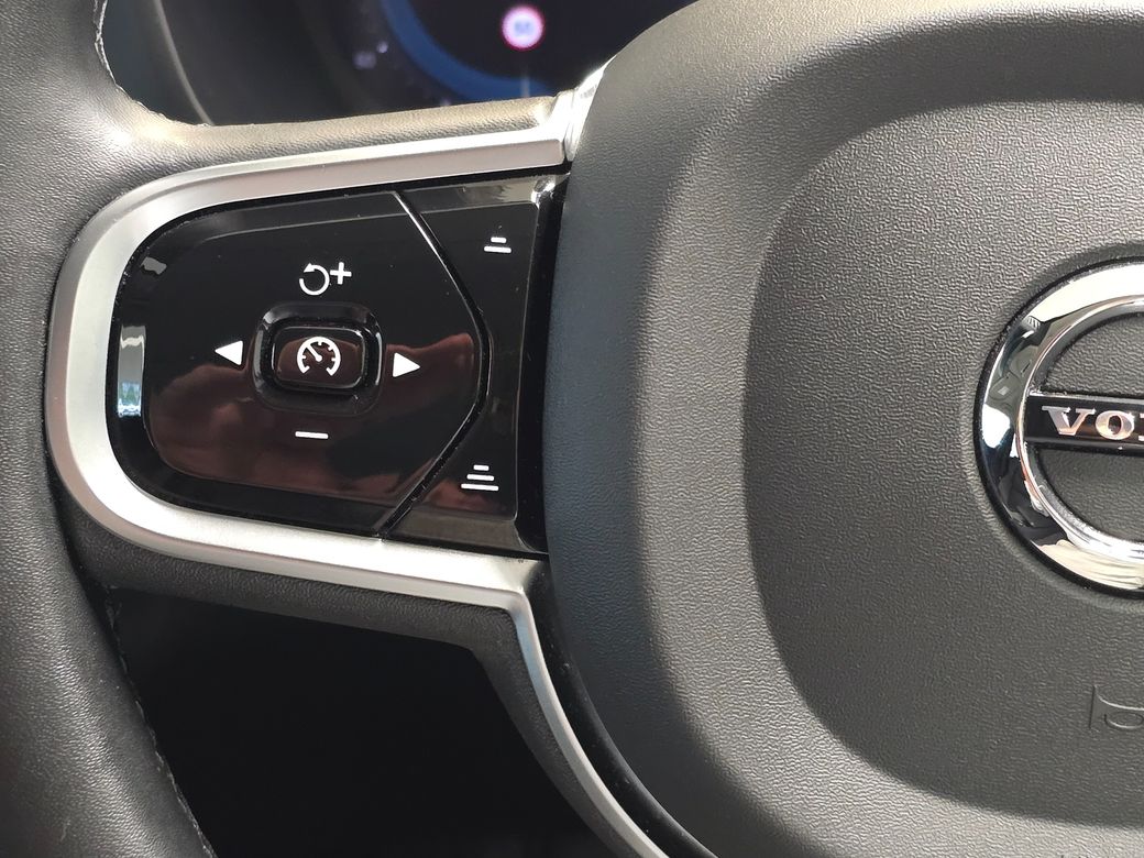 2023 Volvo XC60