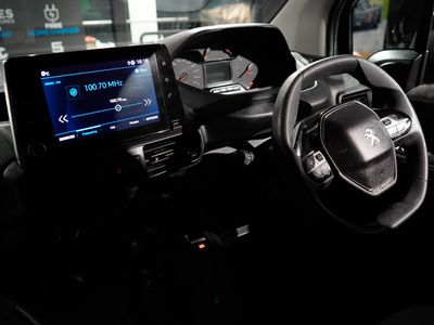 2023 Peugeot Partner