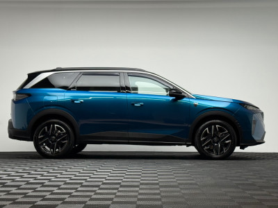 2025 Peugeot 5008