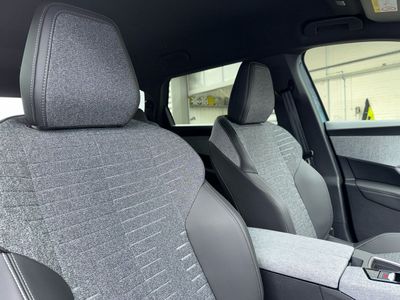 2025 Peugeot 5008