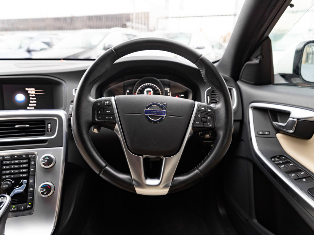 2017 Volvo V60
