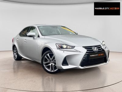 2019 Lexus IS