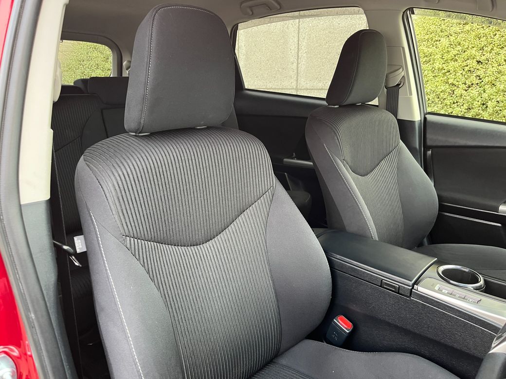 2021 Toyota Prius Alpha