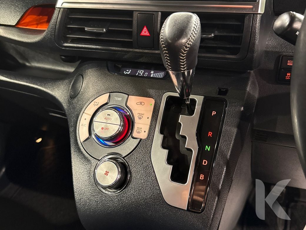 2017 Toyota Sienta