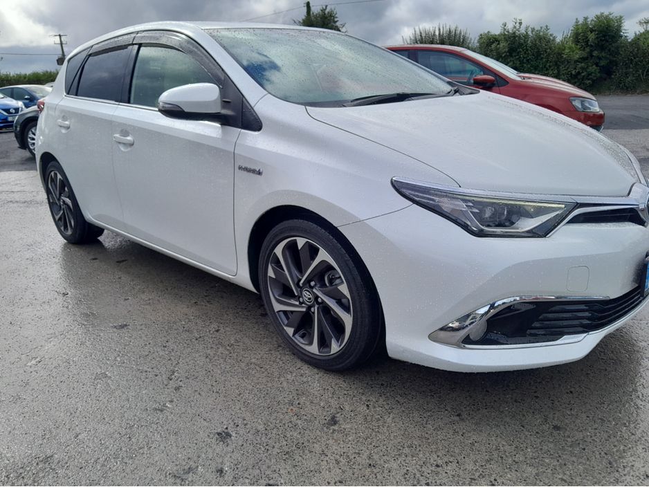 2016 Toyota Auris