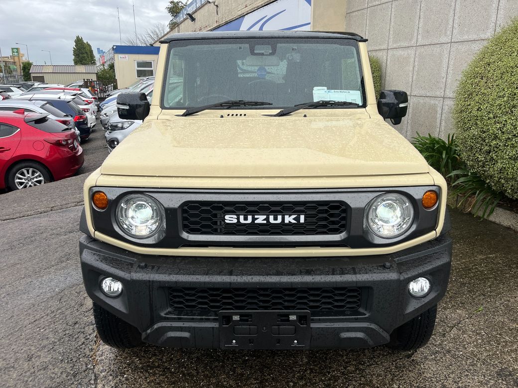 2023 Suzuki Jimny