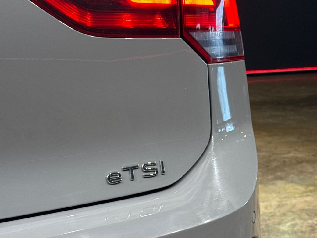 2023 Volkswagen Golf
