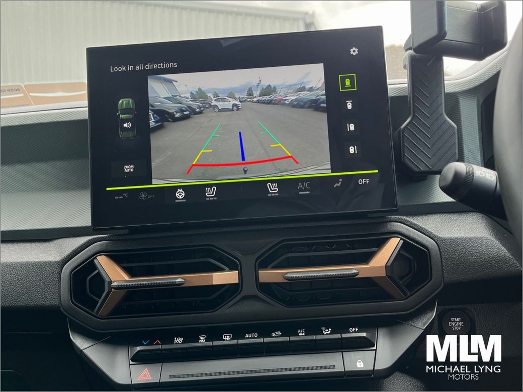 2025 Dacia Duster