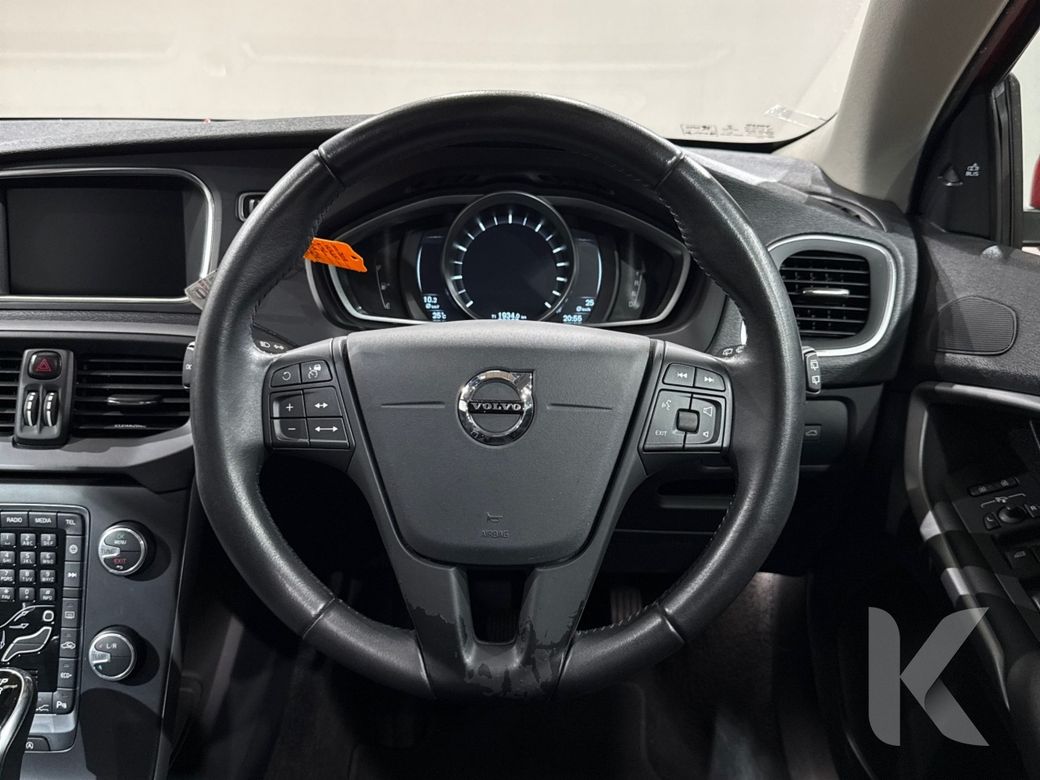 2019 Volvo V40