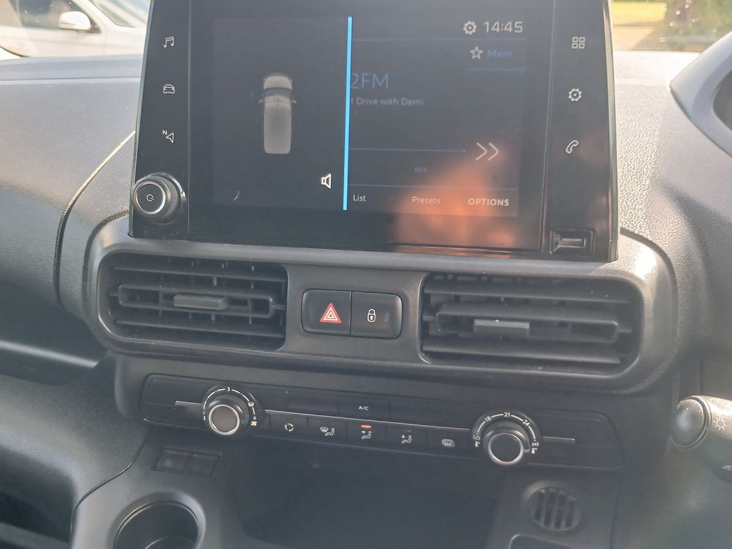 2020 Peugeot Partner