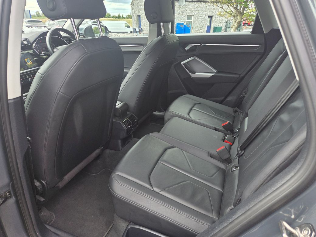 2021 Audi Q3