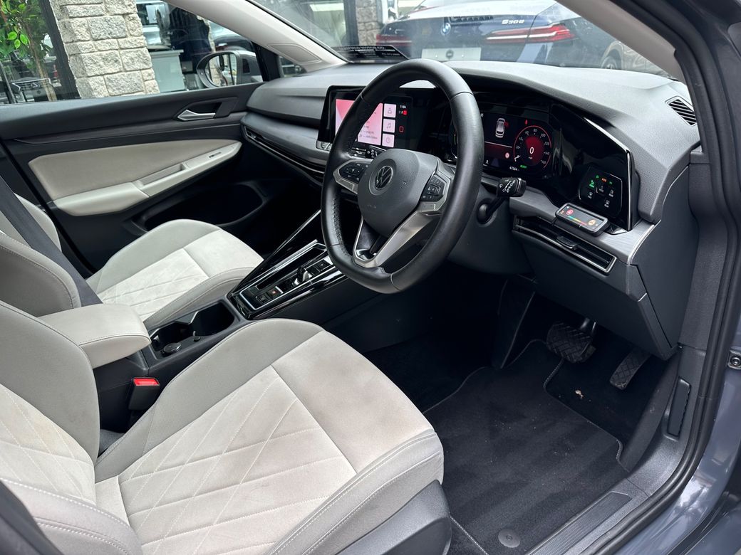 2023 Volkswagen Golf