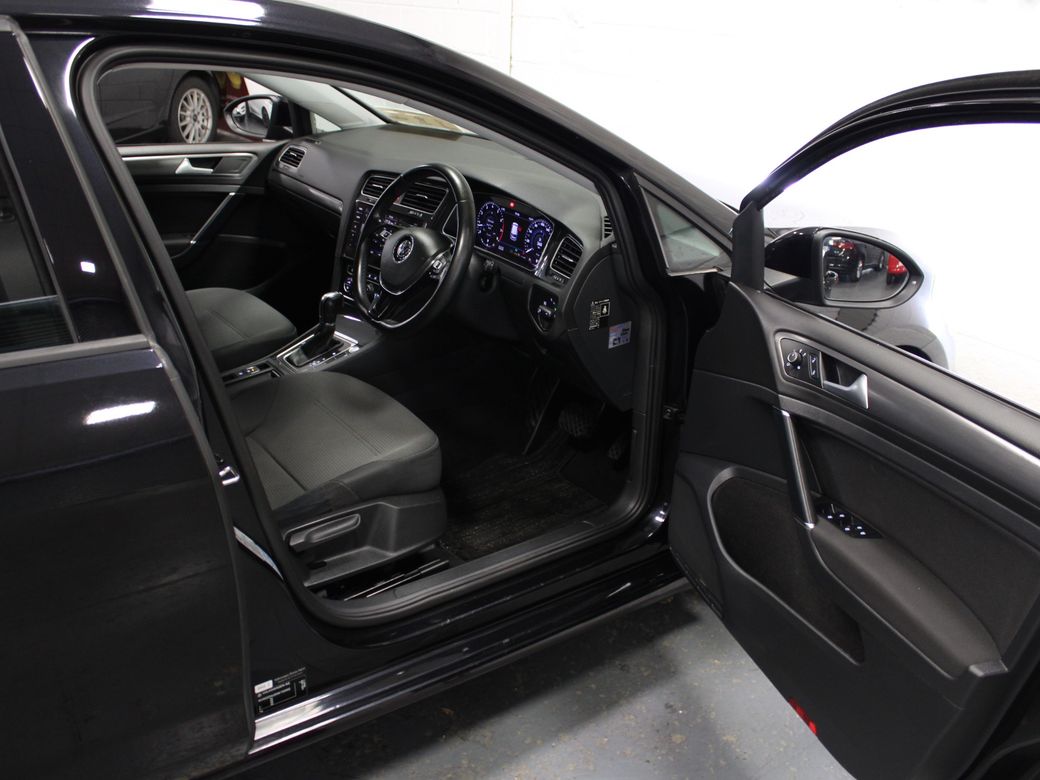 2019 Volkswagen Golf