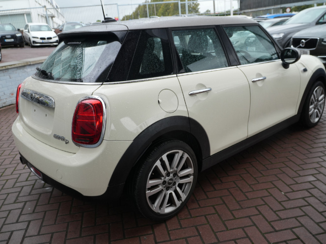 2016 Mini Cooper D