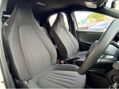 2025 Toyota Yaris
